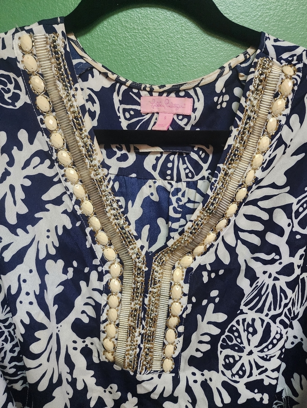 Lilly Pulitzer Navy & White Coral Print Embellished Tunic Top โ Size Small - Picture 2 of 3